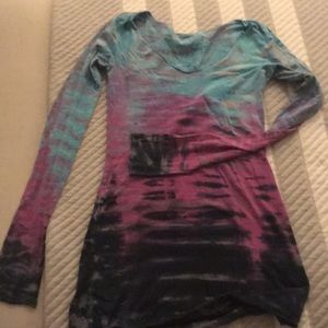 Long sleeve tie dyed hard tail top